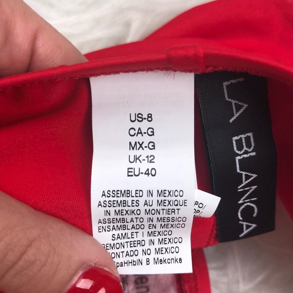 La Blanca red bikini bathing suit w/ built in bra - Picture 5 of 5